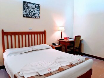 Pacific Crown Hotel