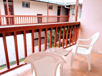 Pacific Crown Hotel