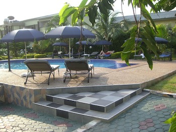 Wadoma Royale Hotel