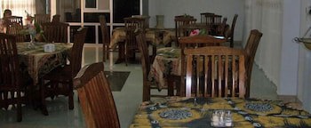 Wadoma Royale Hotel