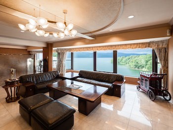 New Akan Hotel