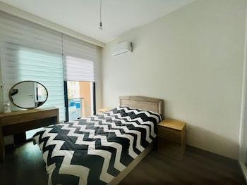 Beautiful 1 Bed Apartment In Kyrenia, Cyprus