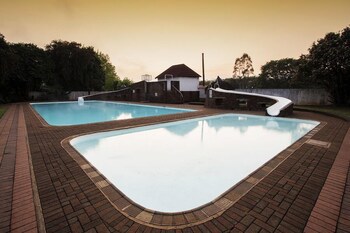 Merry Pebbles Resort & Caravan Park