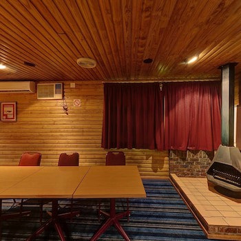 Merry Pebbles Resort & Caravan Park