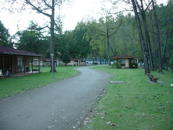 Merry Pebbles Resort & Caravan Park