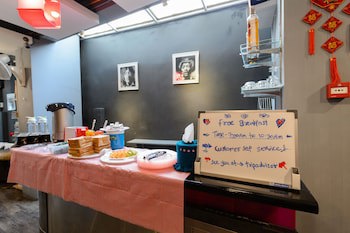 Cheqinn Hostel Sukhumvit 4