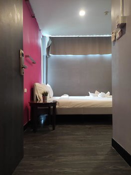 Cheqinn Hostel Sukhumvit 4