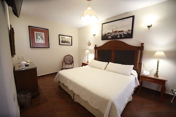 El Meson De Los Poetas