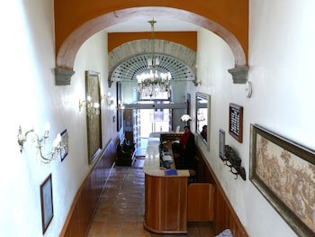 El Meson De Los Poetas