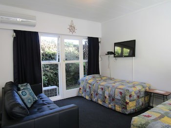 Beachside Sunnyvale Motel
