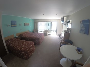 Bay Sands Seafront Studios