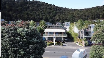 Bay Sands Seafront Studios