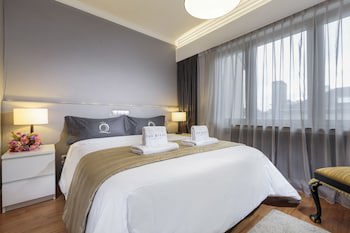 The Queen Luxury Apartments - Villa Carlotta