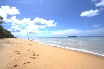 Amagi Beach - Secluded Slice Of Paradise