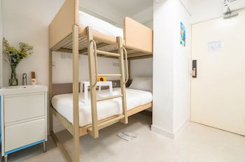 Apple Inn (Causeway Bay)
