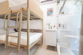 Apple Inn (Causeway Bay)