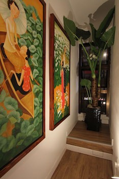 Apple Inn (Causeway Bay)