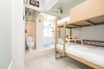 Apple Inn (Causeway Bay)