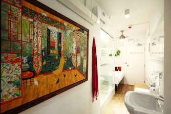 Apple Inn (Causeway Bay)