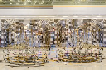 Royal Holiday Palace