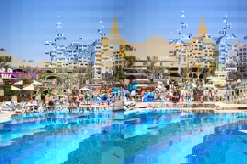 Royal Holiday Palace