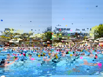 Royal Holiday Palace