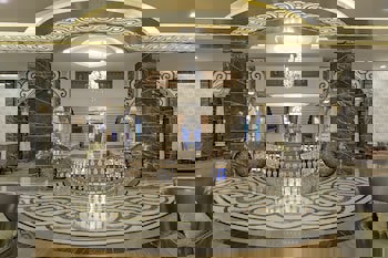 Royal Holiday Palace