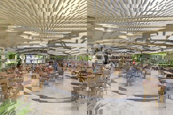 Royal Holiday Palace