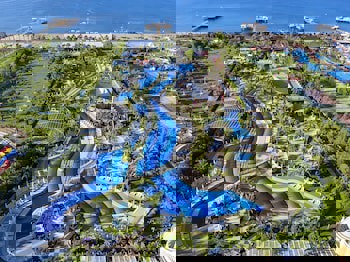 Royal Holiday Palace