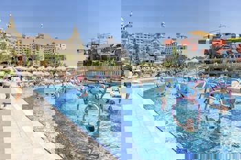 Royal Holiday Palace