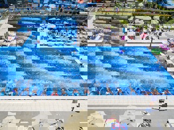 Royal Holiday Palace