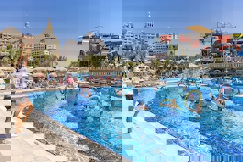 Royal Holiday Palace