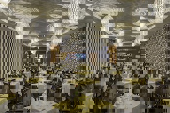 Royal Holiday Palace