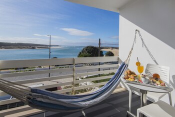 Hs Milfontes Beach