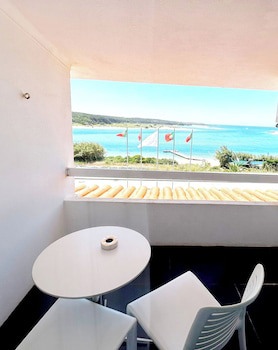 Hs Milfontes Beach