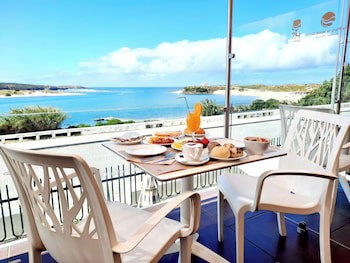 Hs Milfontes Beach