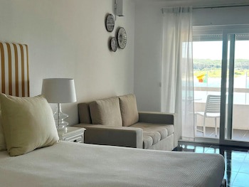 Hs Milfontes Beach