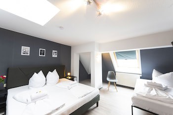 Hotel Astoria am Urachplatz fotoğrafı