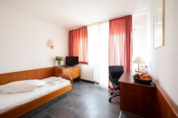 Hotel Astoria am Urachplatz galeri fotoğrafı