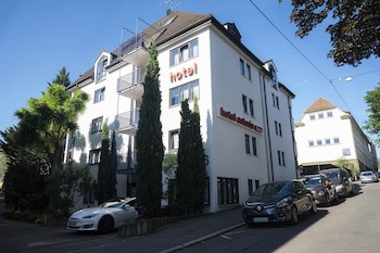Hotel Astoria am Urachplatz