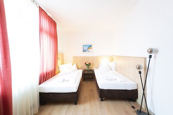 Hotel Astoria am Urachplatz fotoğrafı