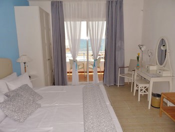 Seafront Studios & Apartments galeri fotoğrafı