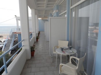 Seafront Studios & Apartments galeri fotoğrafı