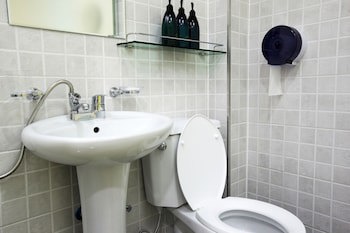 24 Guesthouse Myeongdong Avenue