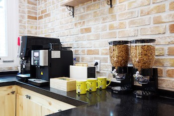 24 Guesthouse Myeongdong Avenue