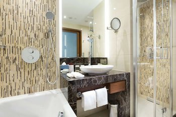 Doubletree By Hilton Hotel & Conference Centre Warsaw