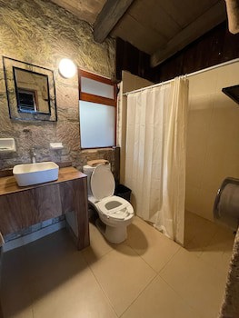 Monteverde Hotel De Cabanas