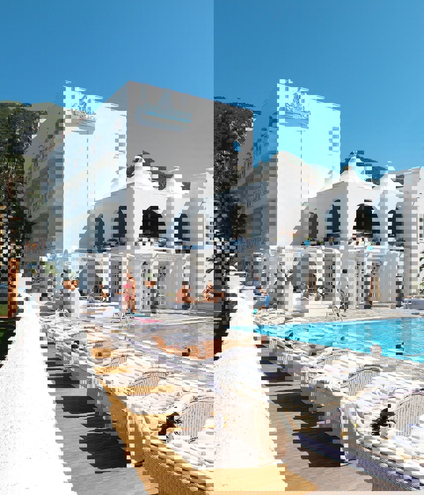 Casa Blanca Beach Hotel