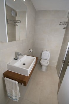New Brookfields Hotel