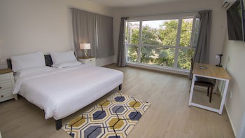 New Brookfields Hotel